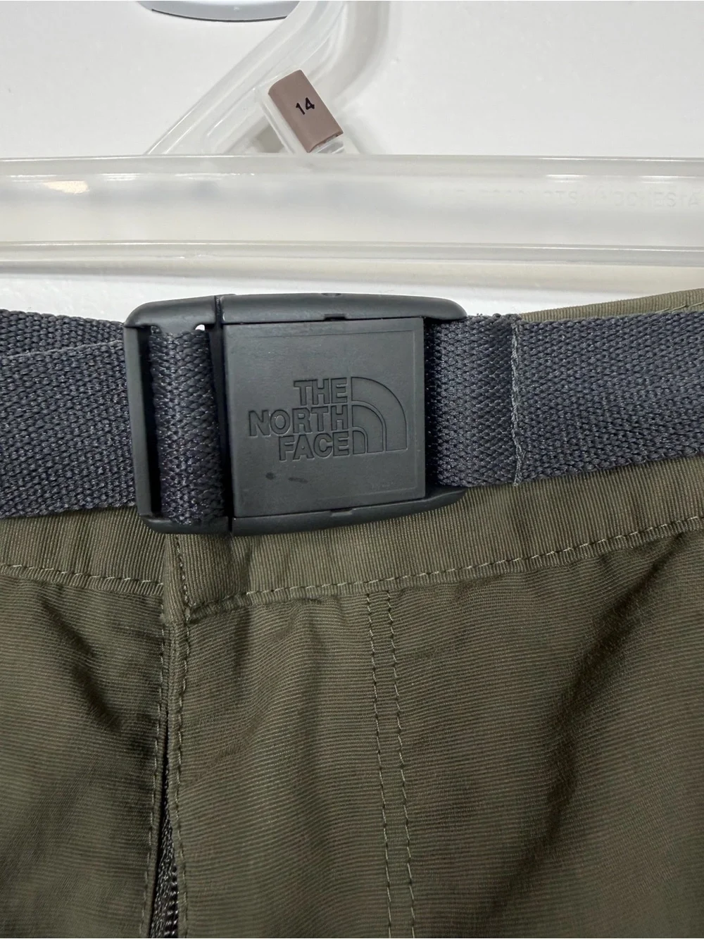 The North Face Men’s Convertible Cargo Hiking Pants Olive Green‎ Zip Off Belted